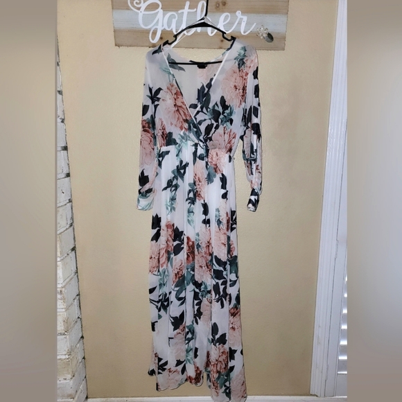 Floral Print Belted Dress - Picture 1 of 1